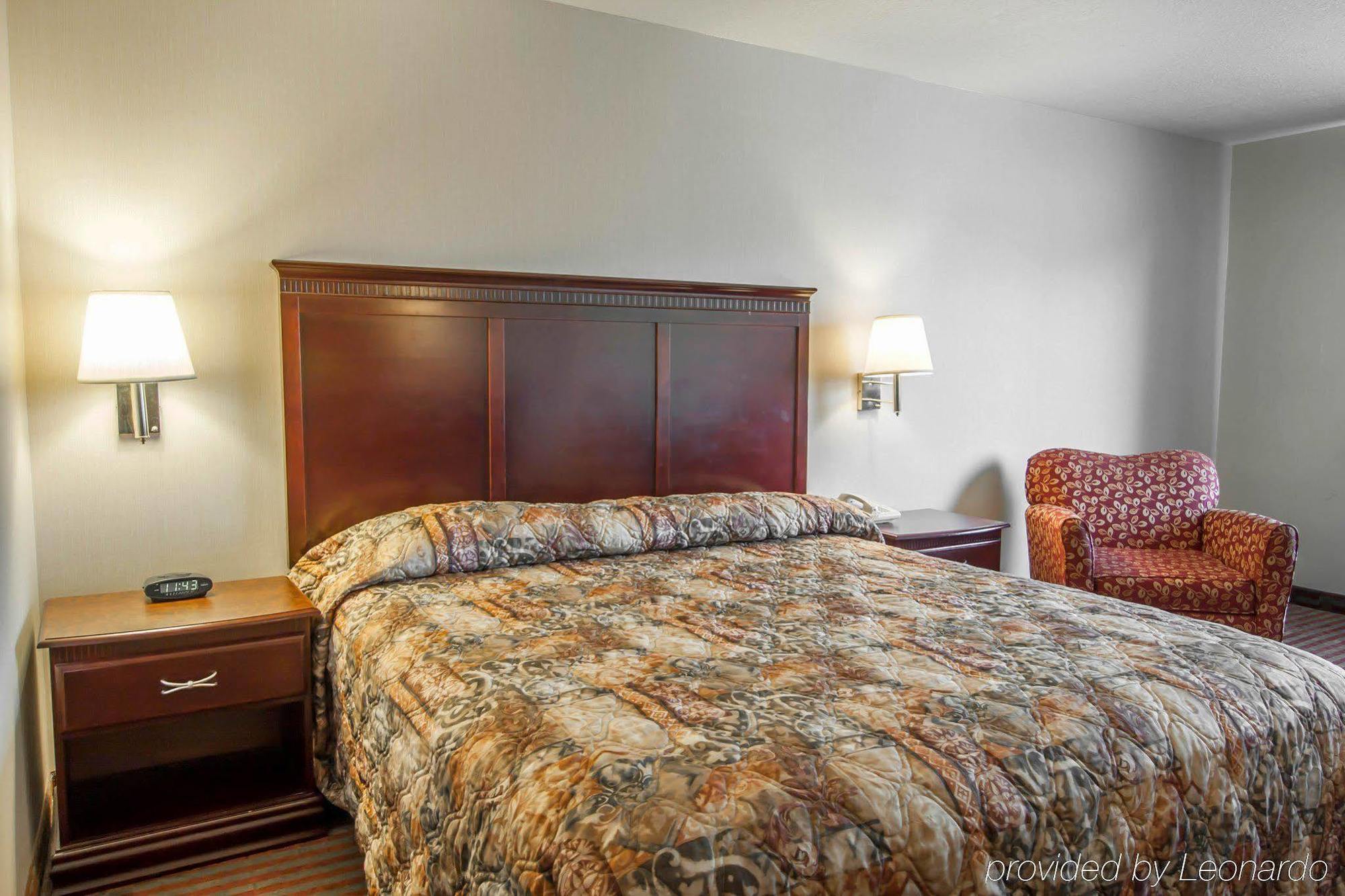 Bridgeway Inn & Suites Sublimity エクステリア 写真